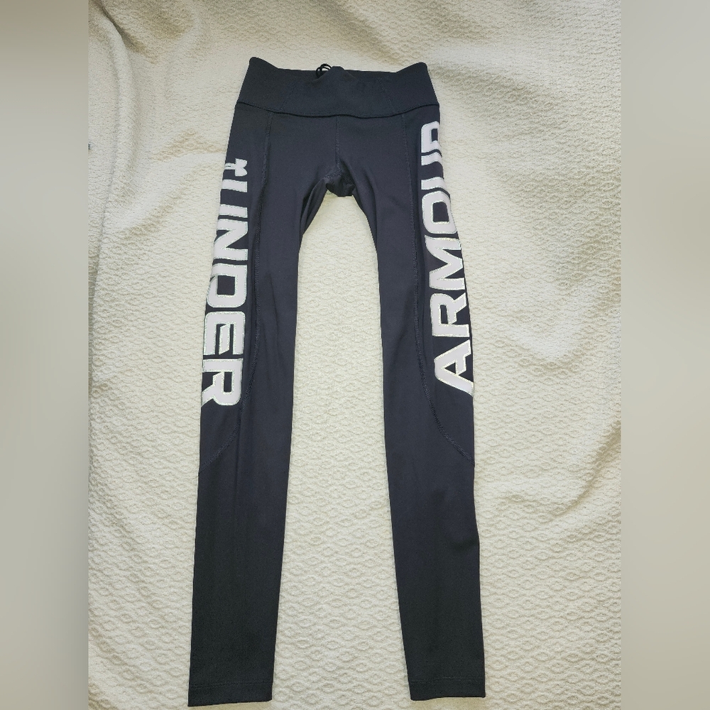 Under Armour Charcoal Compression Leggings